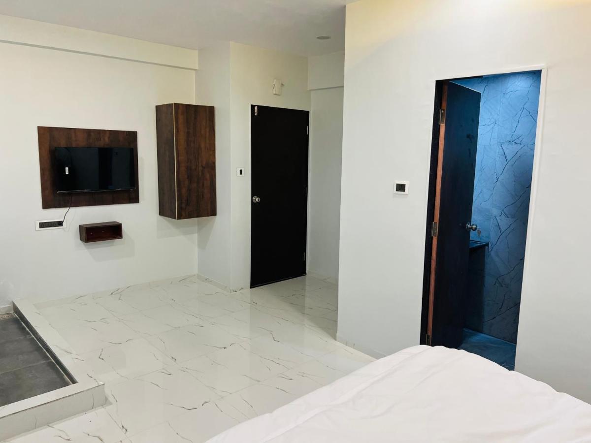Hotel New City Light سورات المظهر الخارجي الصورة